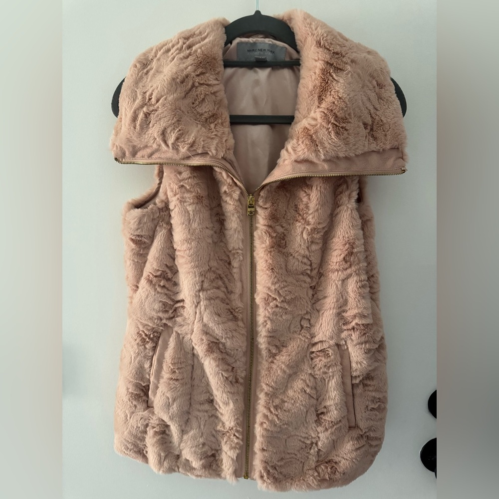 NWOT Marc New York Faux Fur Vest in Soft Pink